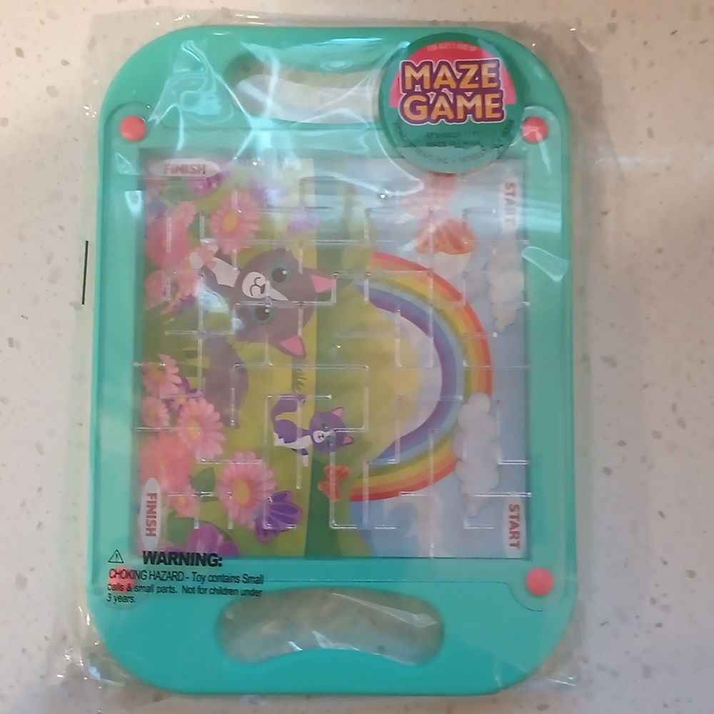 Toy - Picture 2 of 3